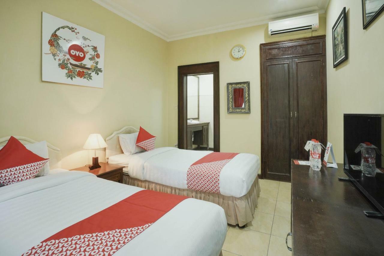 Oyo 804 Ndalem Maharani Guest House Yogyakarta Ngoại thất bức ảnh