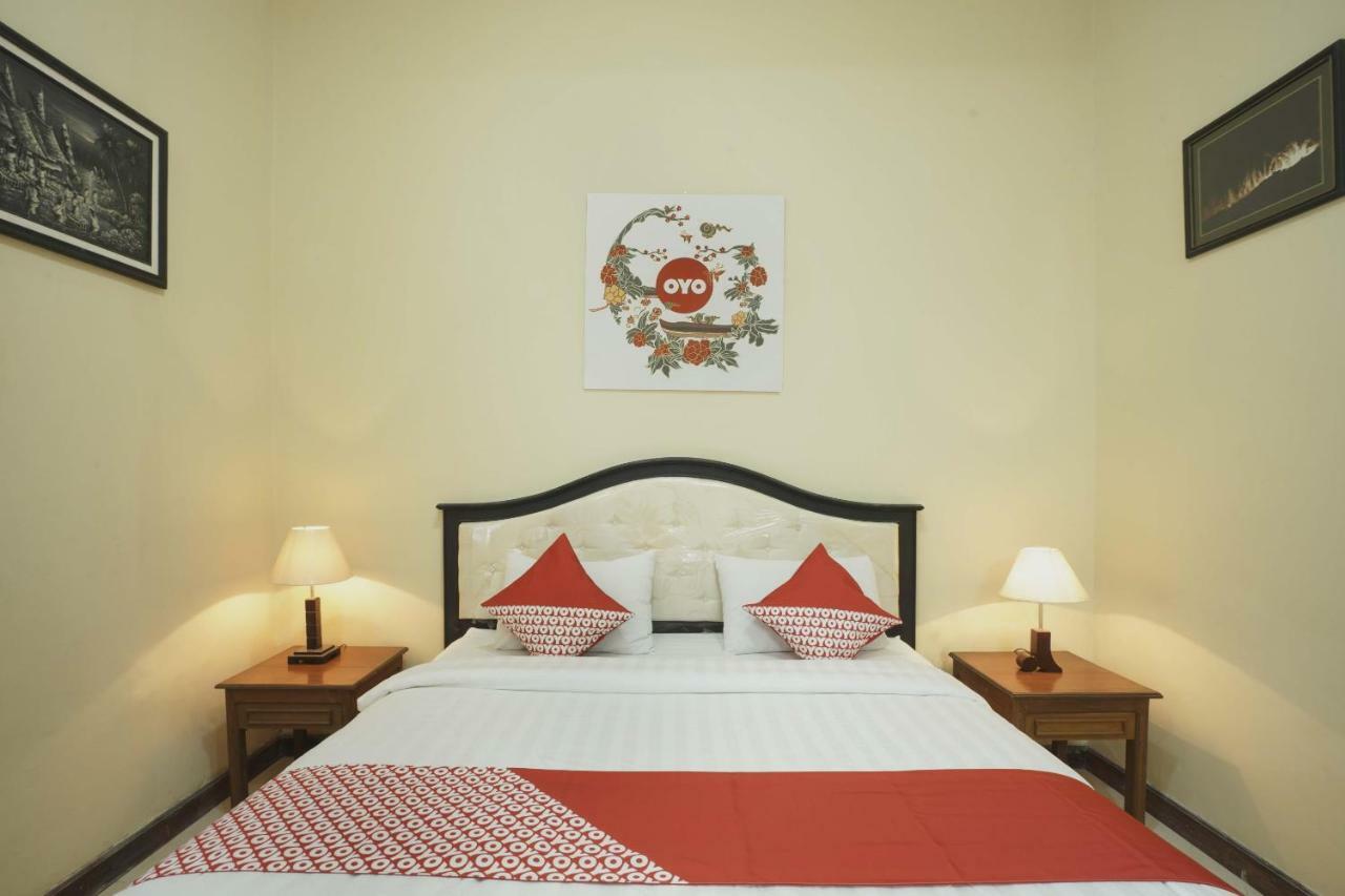 Oyo 804 Ndalem Maharani Guest House Yogyakarta Ngoại thất bức ảnh