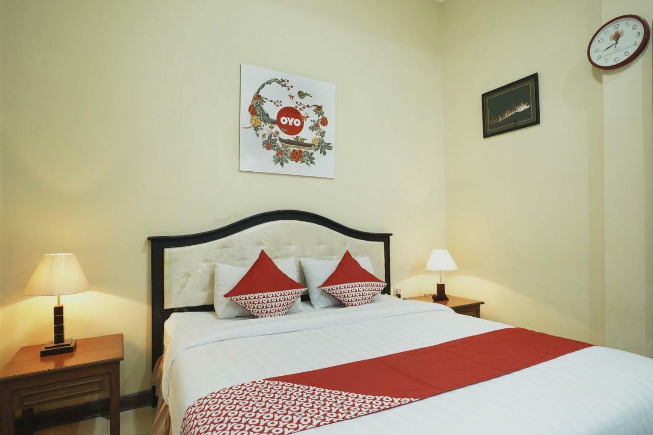 Oyo 804 Ndalem Maharani Guest House Yogyakarta Ngoại thất bức ảnh